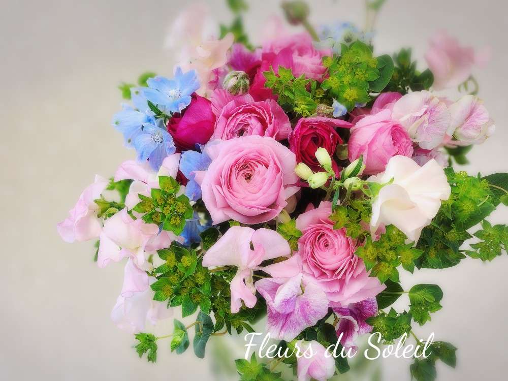 パリスタイル/ふわふわ感が素敵♪ラナンキュラスとスイトピーのブーケ